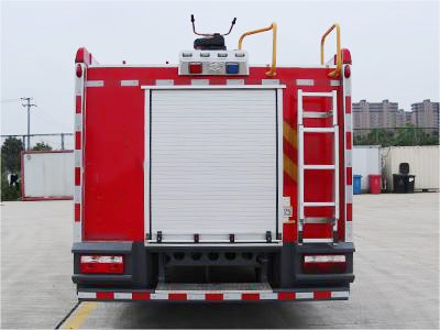 福田6噸水罐消防車(chē)