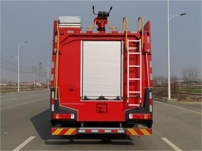 解放17噸泡沫消防車