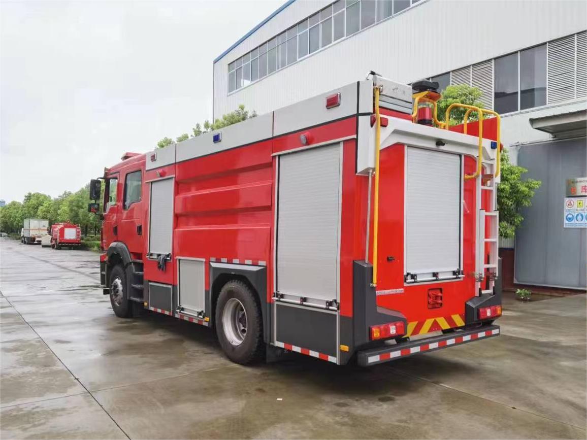陜汽8噸泡沫消防車