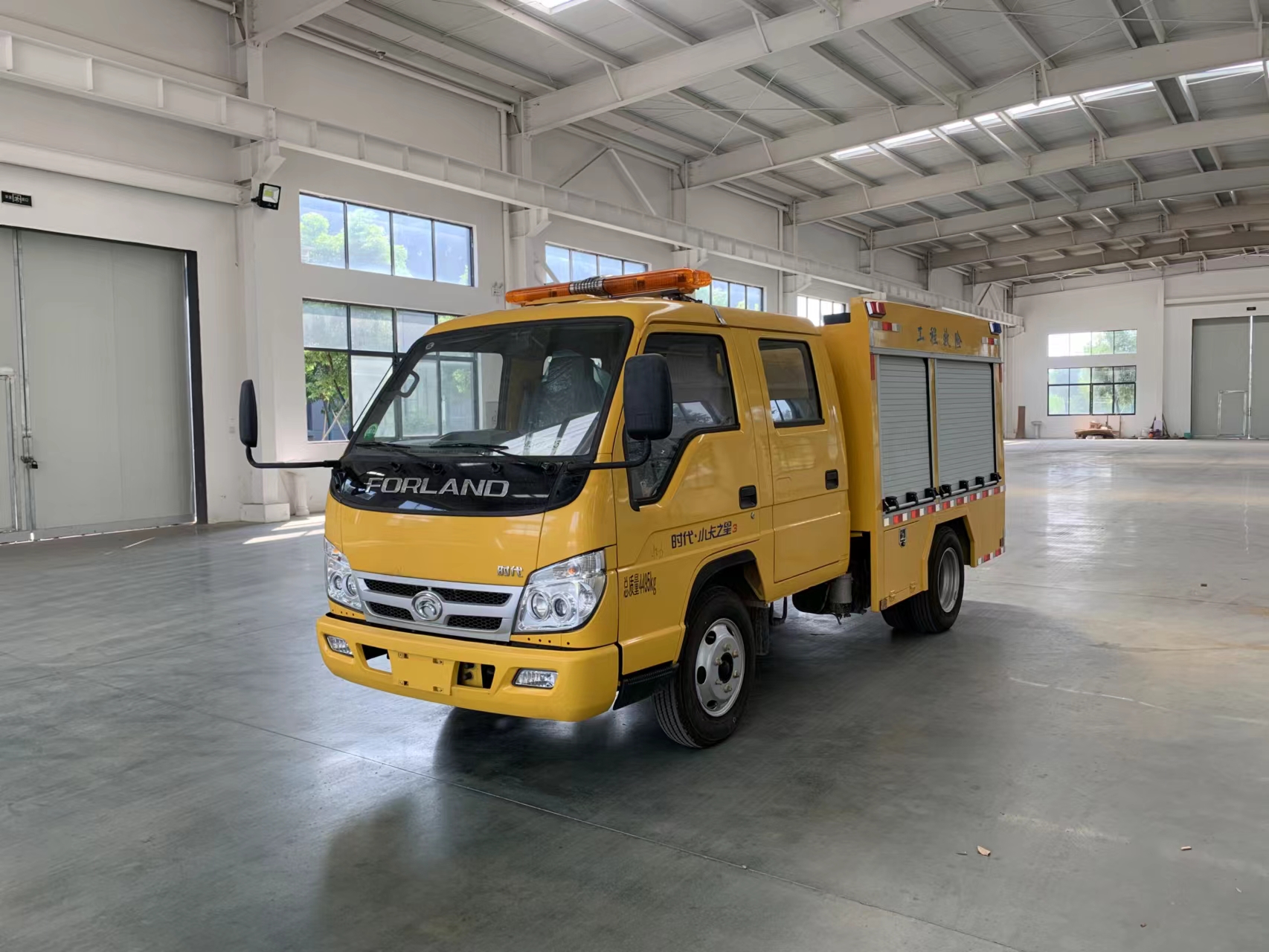 福田小卡3雙排救險(xiǎn)車