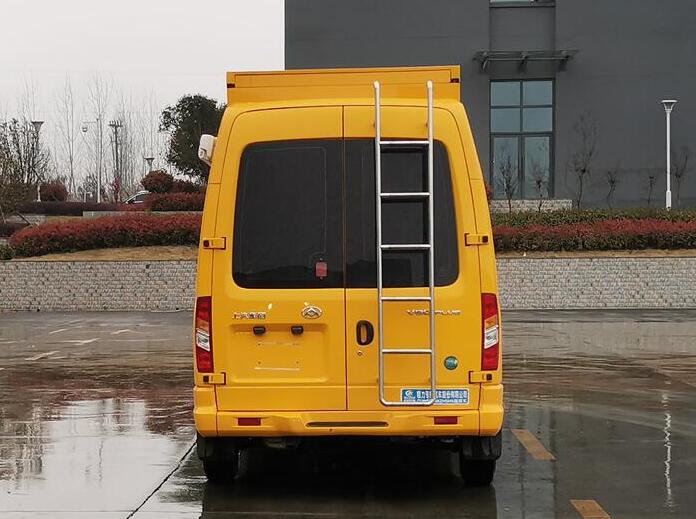 CLW5040XZHSH6型指揮車