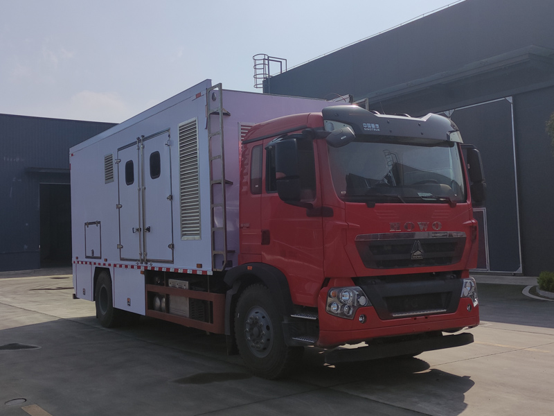 重汽豪沃電源車（4000m3/）小時(shí)