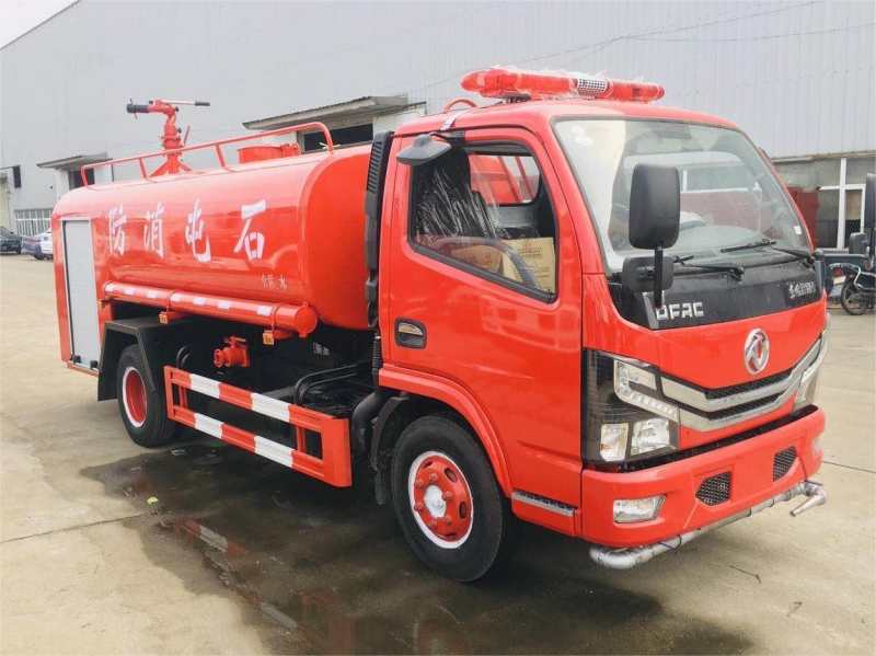 東風(fēng)5噸消防灑水車
