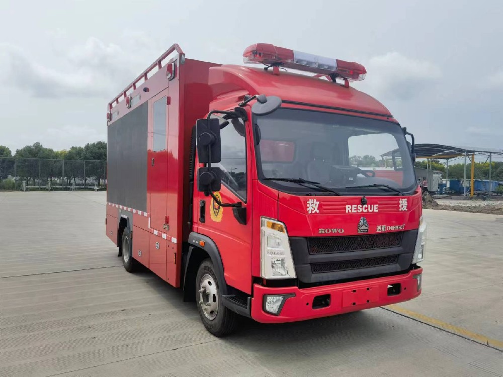 重汽豪沃宣傳消防車6330