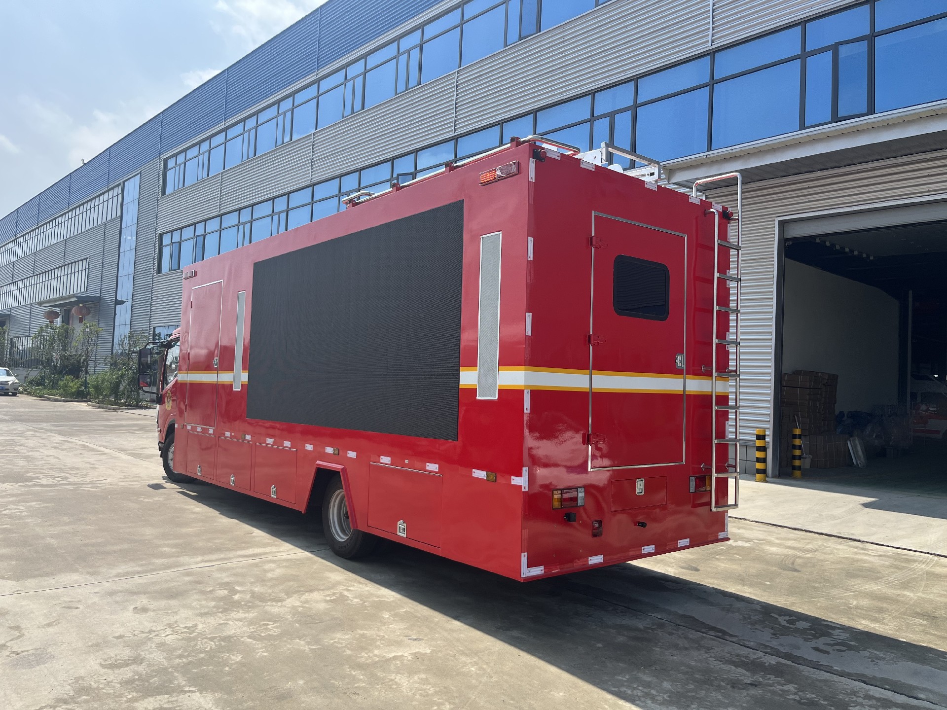CLW5070XXCQ6宣傳消防車