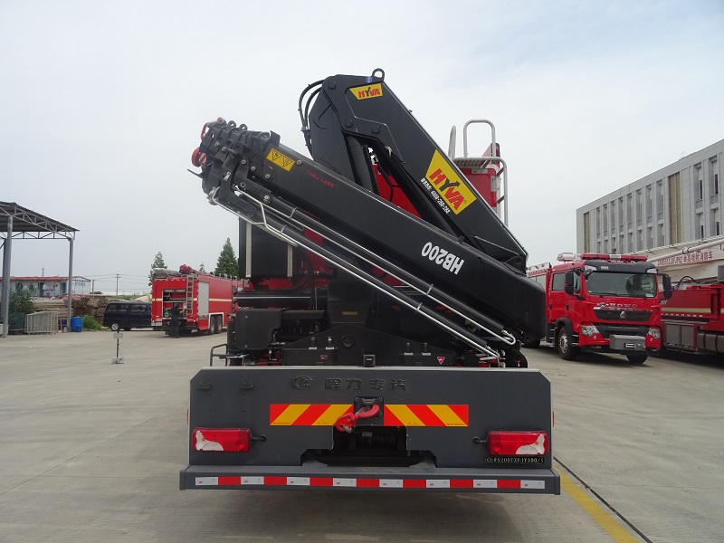 CLW5200TXFJY100/S型搶險(xiǎn)救援消防車