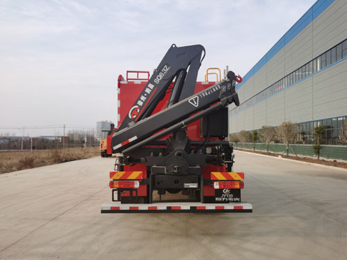 CLW5140TXFJY130/AXF型搶險(xiǎn)救援消防車