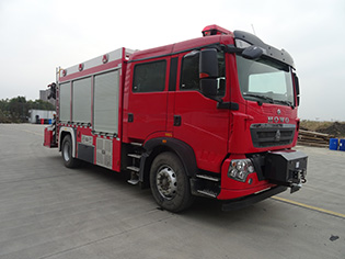 CLW5140TXFJY80/HW型搶險(xiǎn)救援消防車