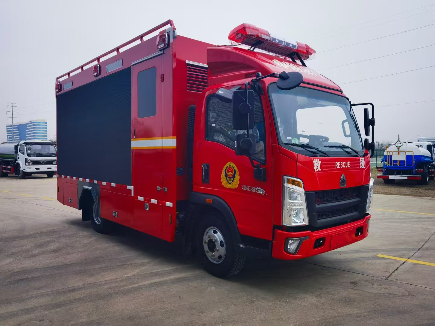 重汽豪沃宣傳消防車6330